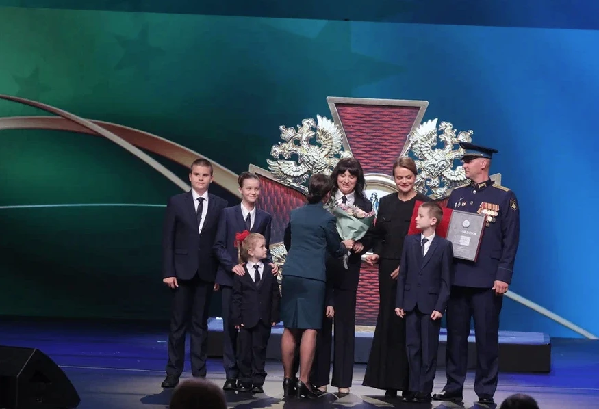 🏆 Семья Бахилиных из Ставрополя — победитель Всероссийского конкурса «Семья года»!