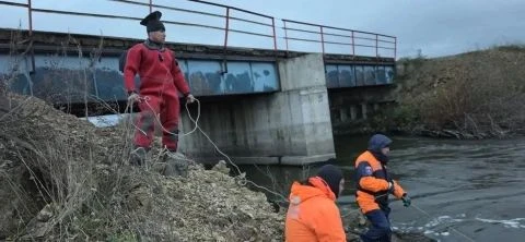 В Назаровском округе ищут отца и сына, пропавших на рыбалке