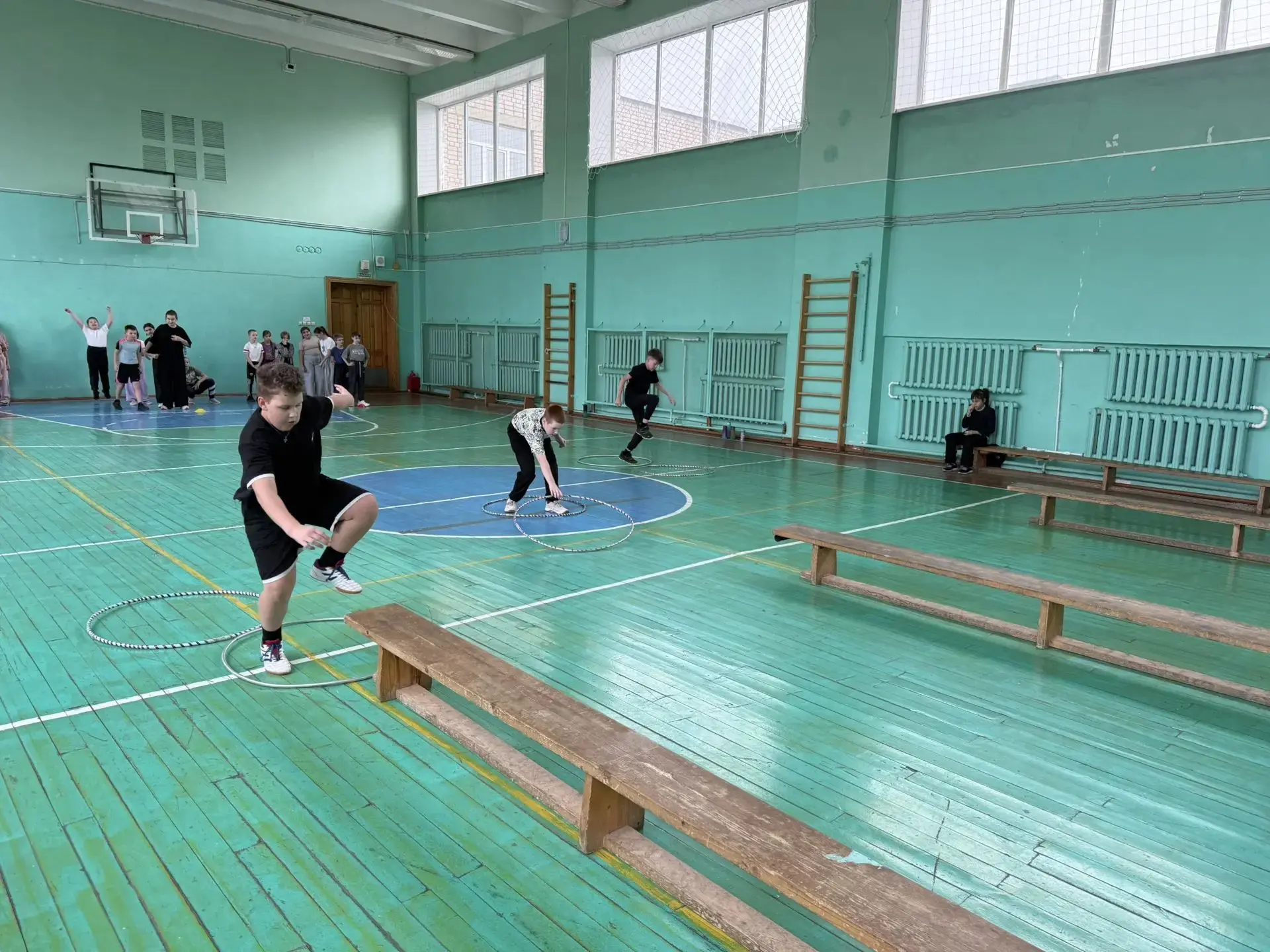 В нашей школе с успехом прошли спортивные мероприятия, приуроченные к месячнику граждан...
