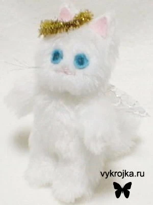 Выкройка игрушки "Кот-ангелочек"