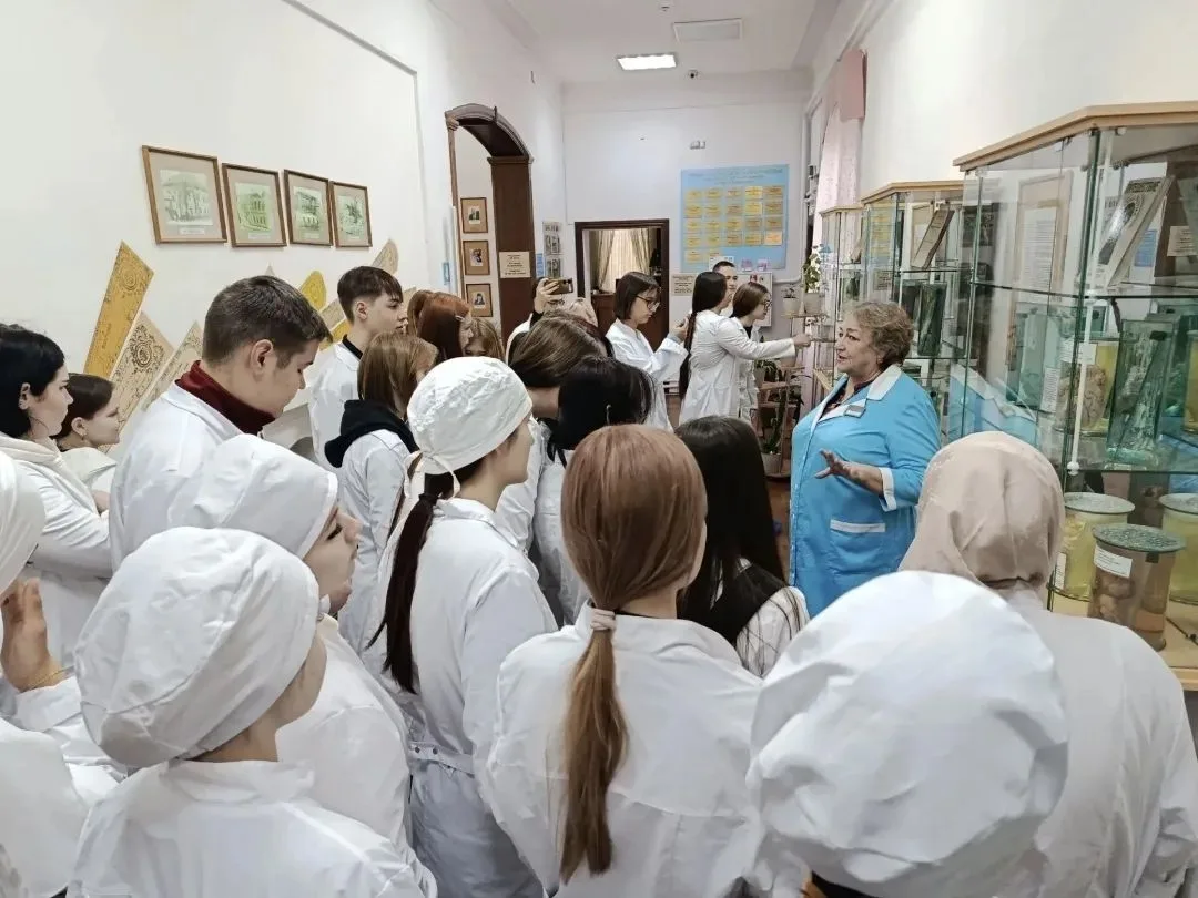 Традиционное мероприятие по посвящению в профессию учащихся Елабужского медицинского ко...