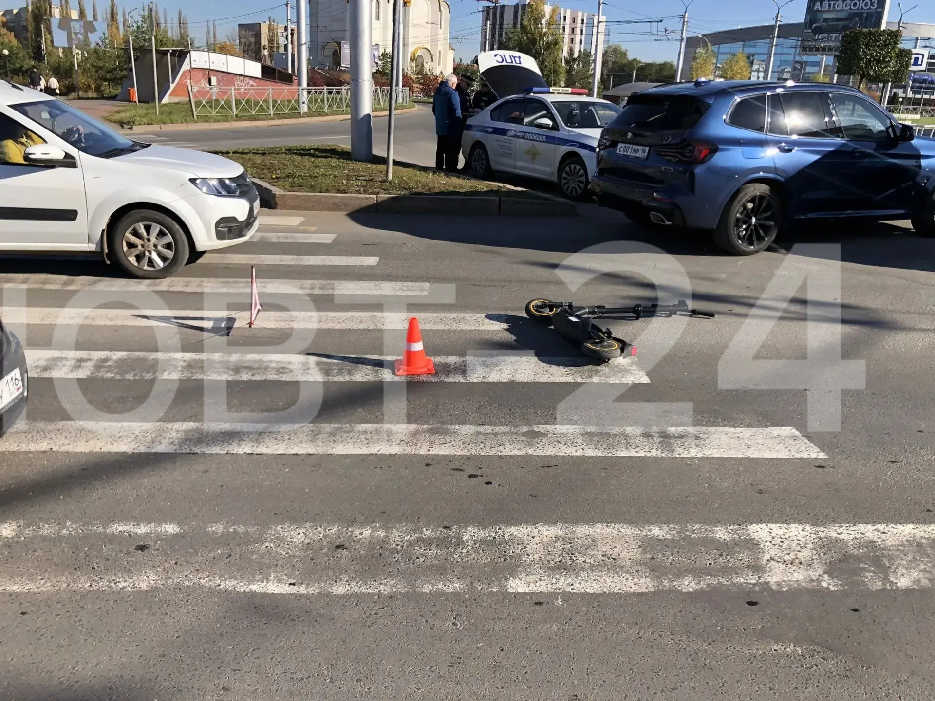 На кольце Ленина - Строителей произошел наезд на самокатчика. Судя по СИМ, все случилос...