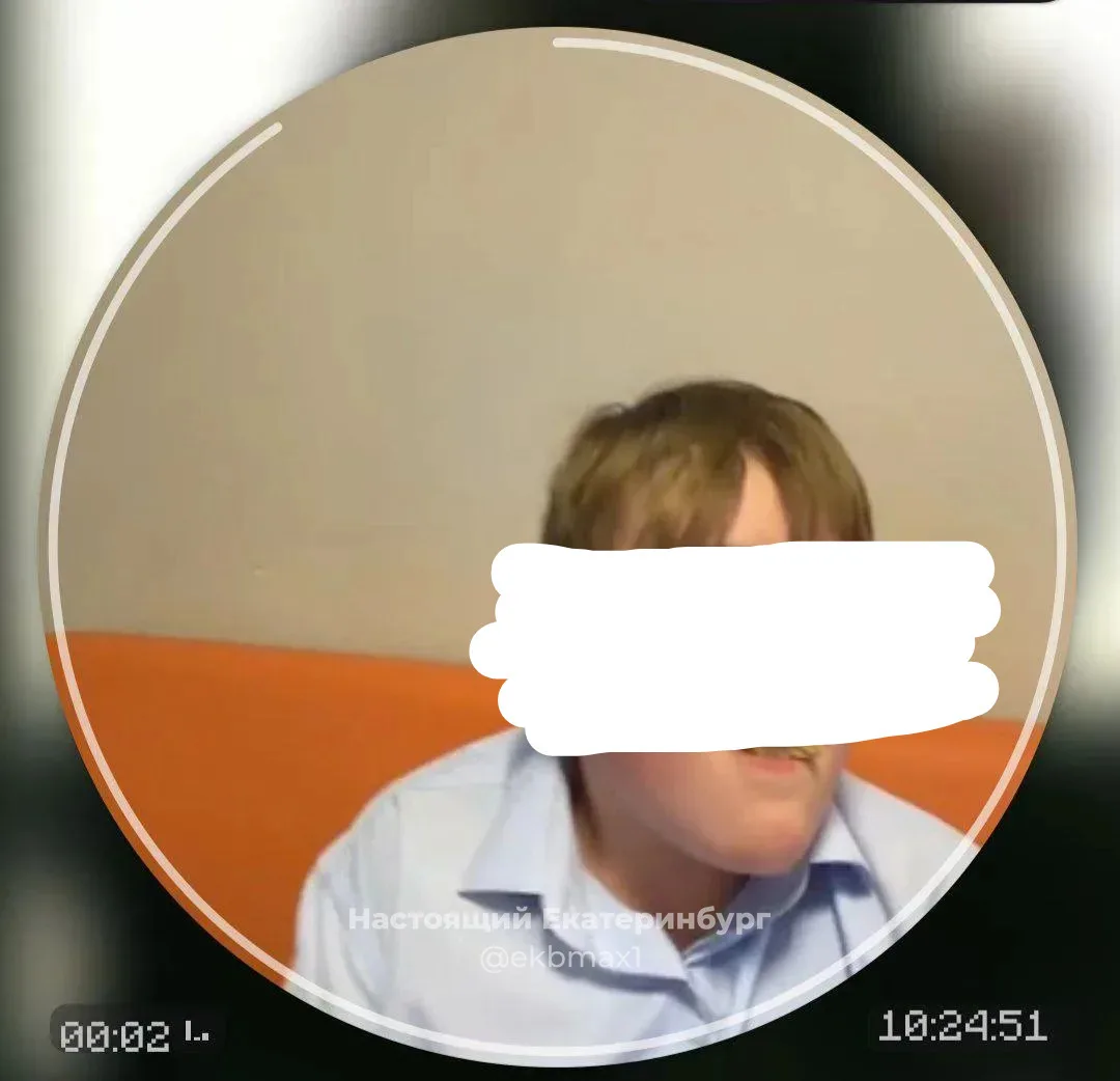 Этот ребенок дважды вскрыл двери на кровлю высотки на Братской 27 корп 3. Учится, предп...
