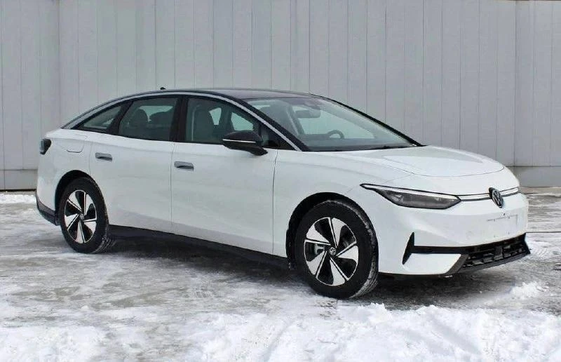 🔌 Volkswagen отзовет несколько тысяч электромобилей из-за риска возгорания батарей.