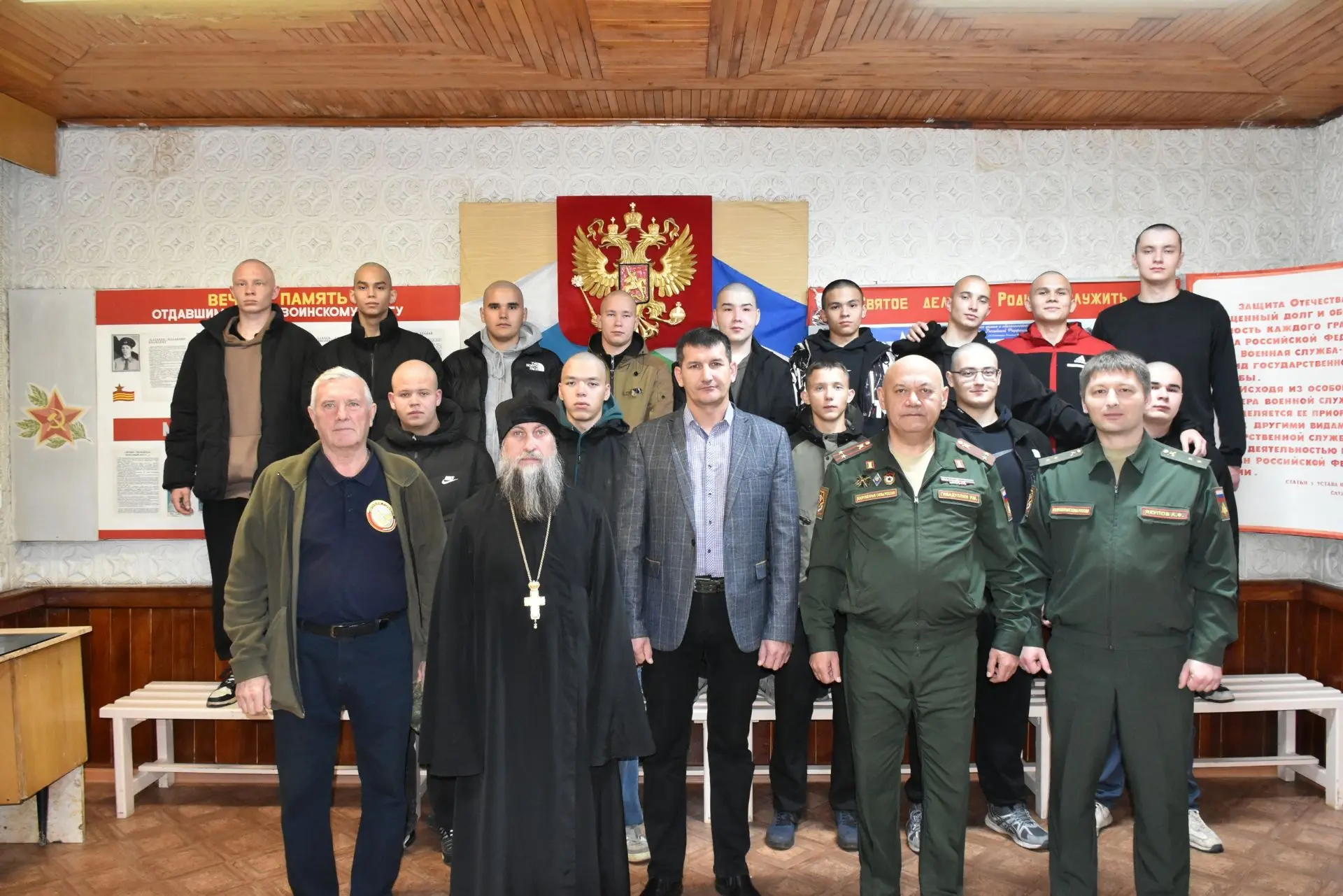 В Мелеузе состоялась очередная отправка в армию новобранцев в ходе призыва-2026.