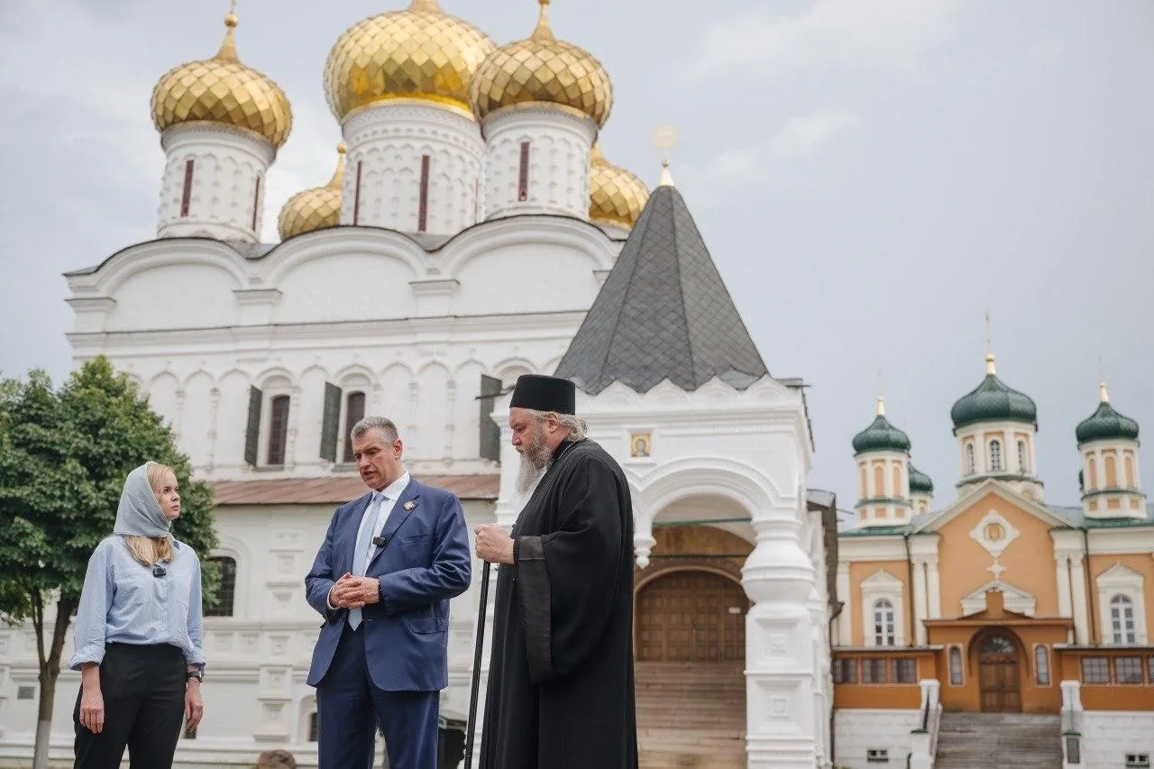 Сегодня великий православный праздник — Покров Пресвятой Богородицы!