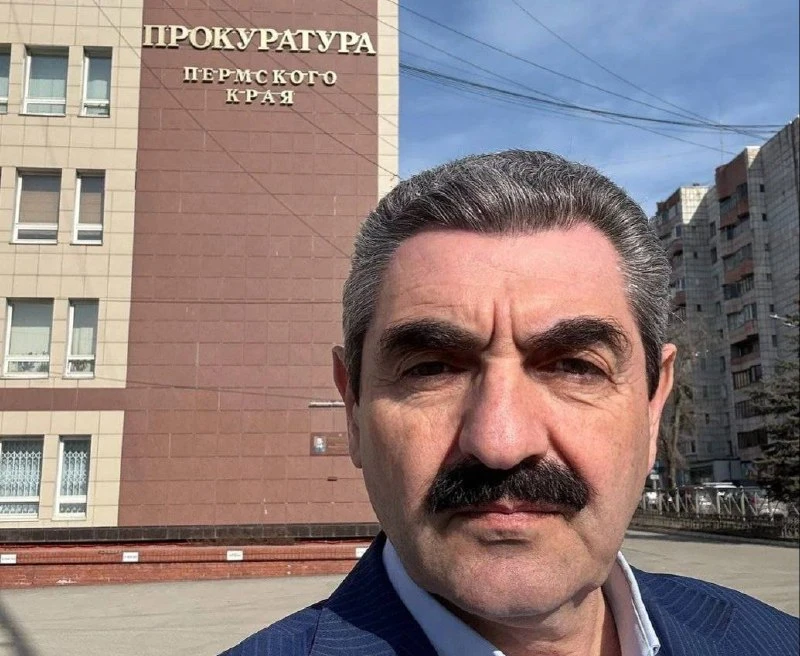 Пу, пу, пу... Актёра Армена Бежаняна обязали выплатить 140 млн рублей.