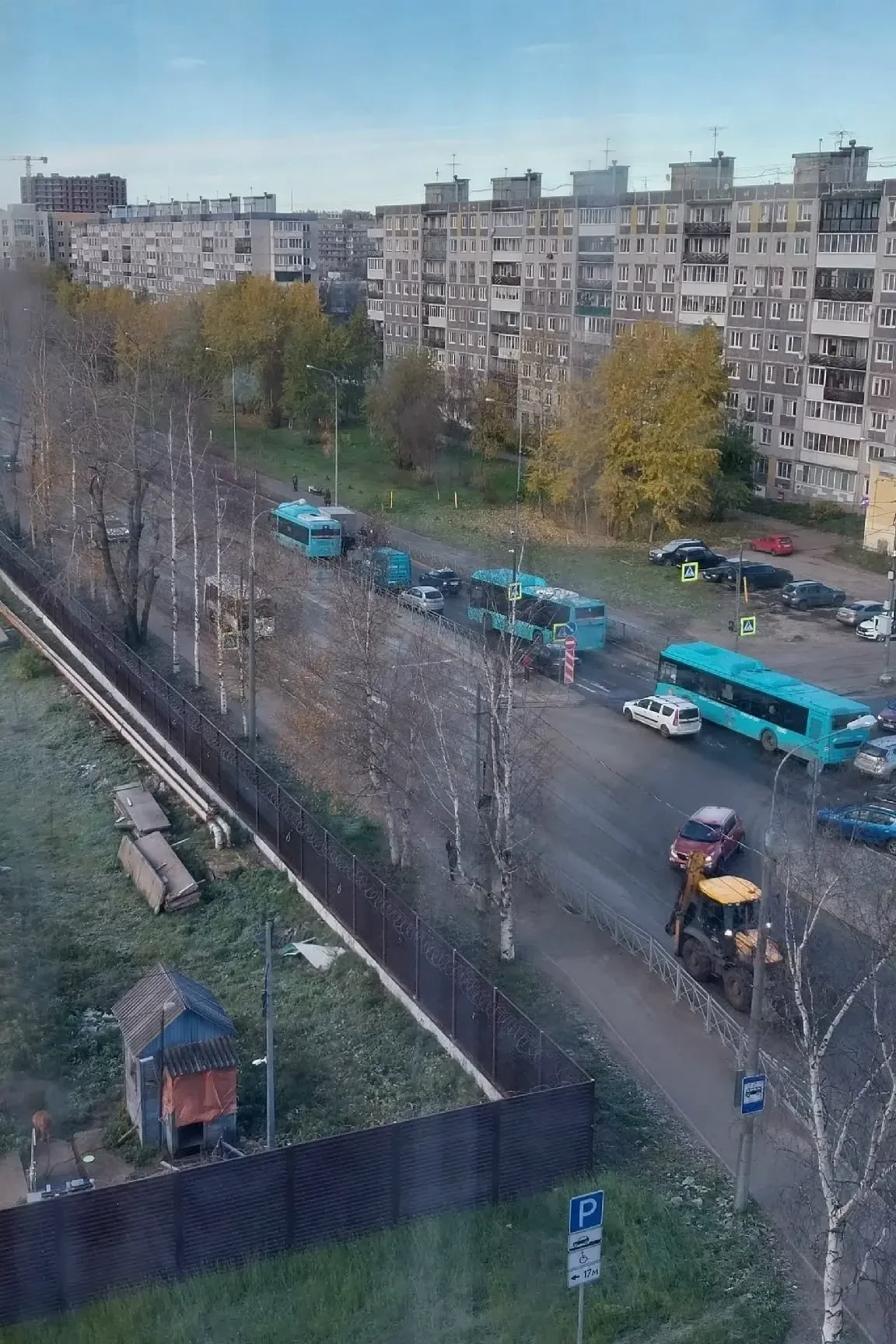 🚗 Автобус РИКО и грузовик столкнулись на Ленинградском