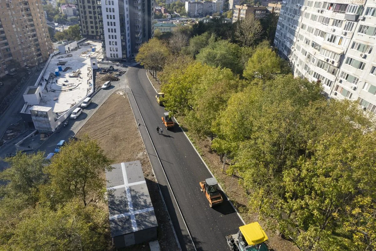🚧 Во Владивостоке асфальтируют дороги на Невельского и Черняховского