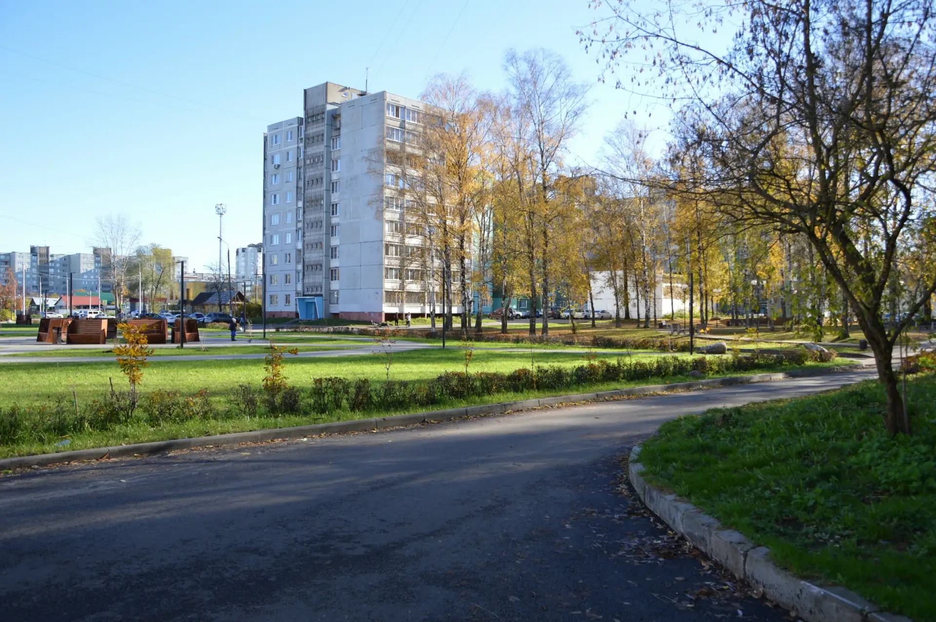 В Твери отремонтировали 256 дворовых территорий