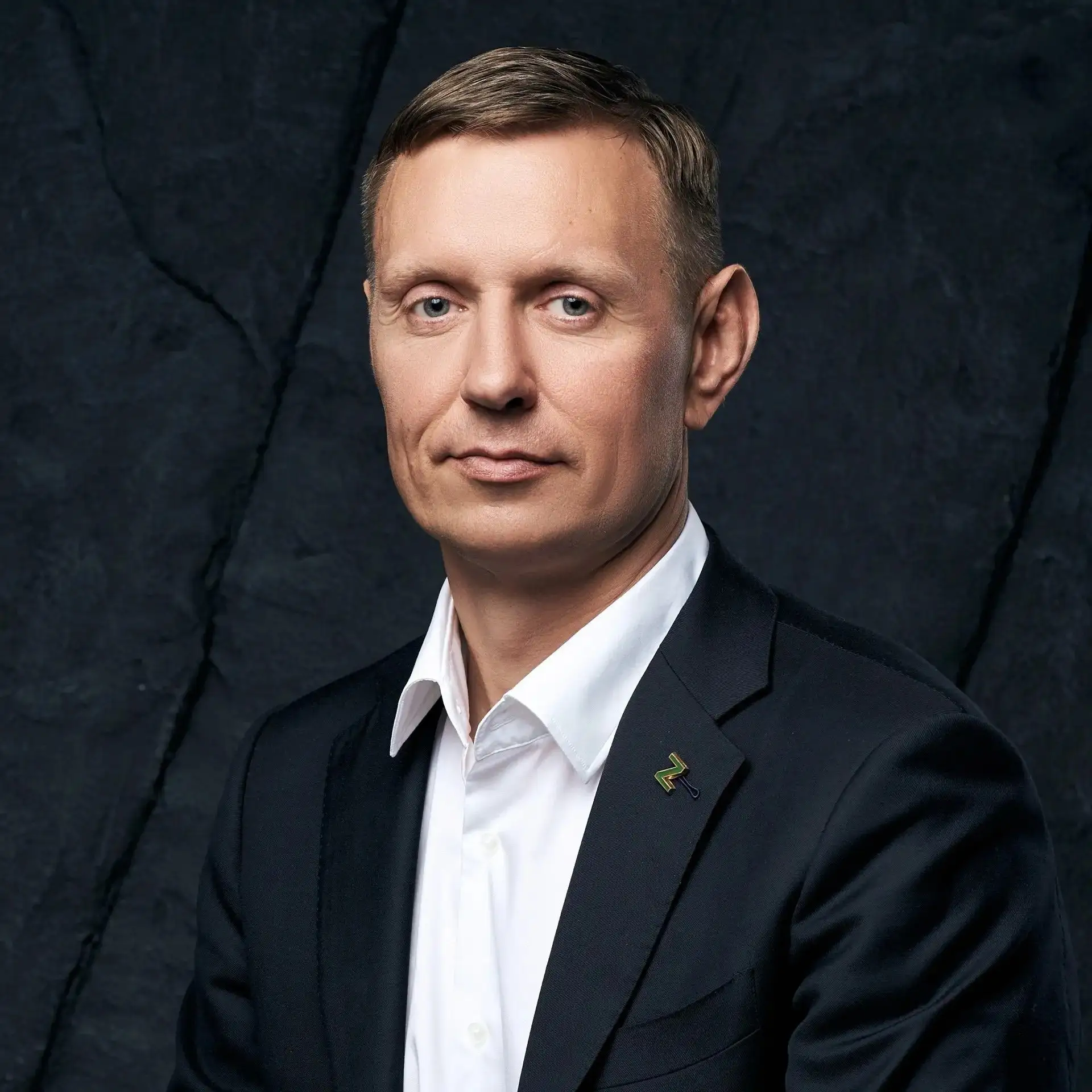 В администрации Новороссийска, включая кабинет мэра Андрея Кравченко, проходят оператив...