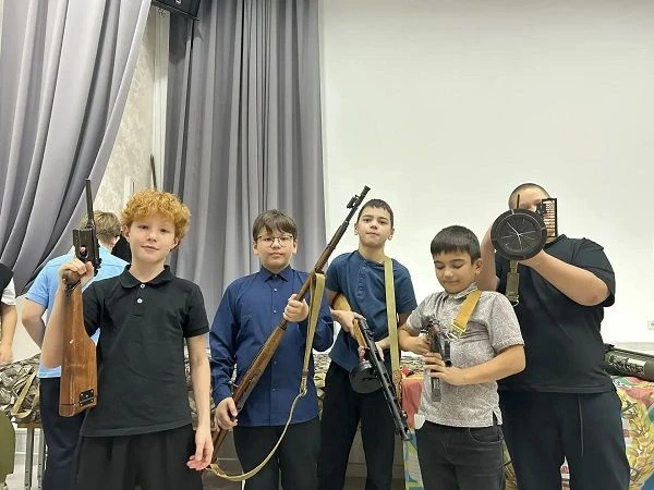 Прикоснуться к истории: «Воинское братство» в нашей школе 🛡️                          ...