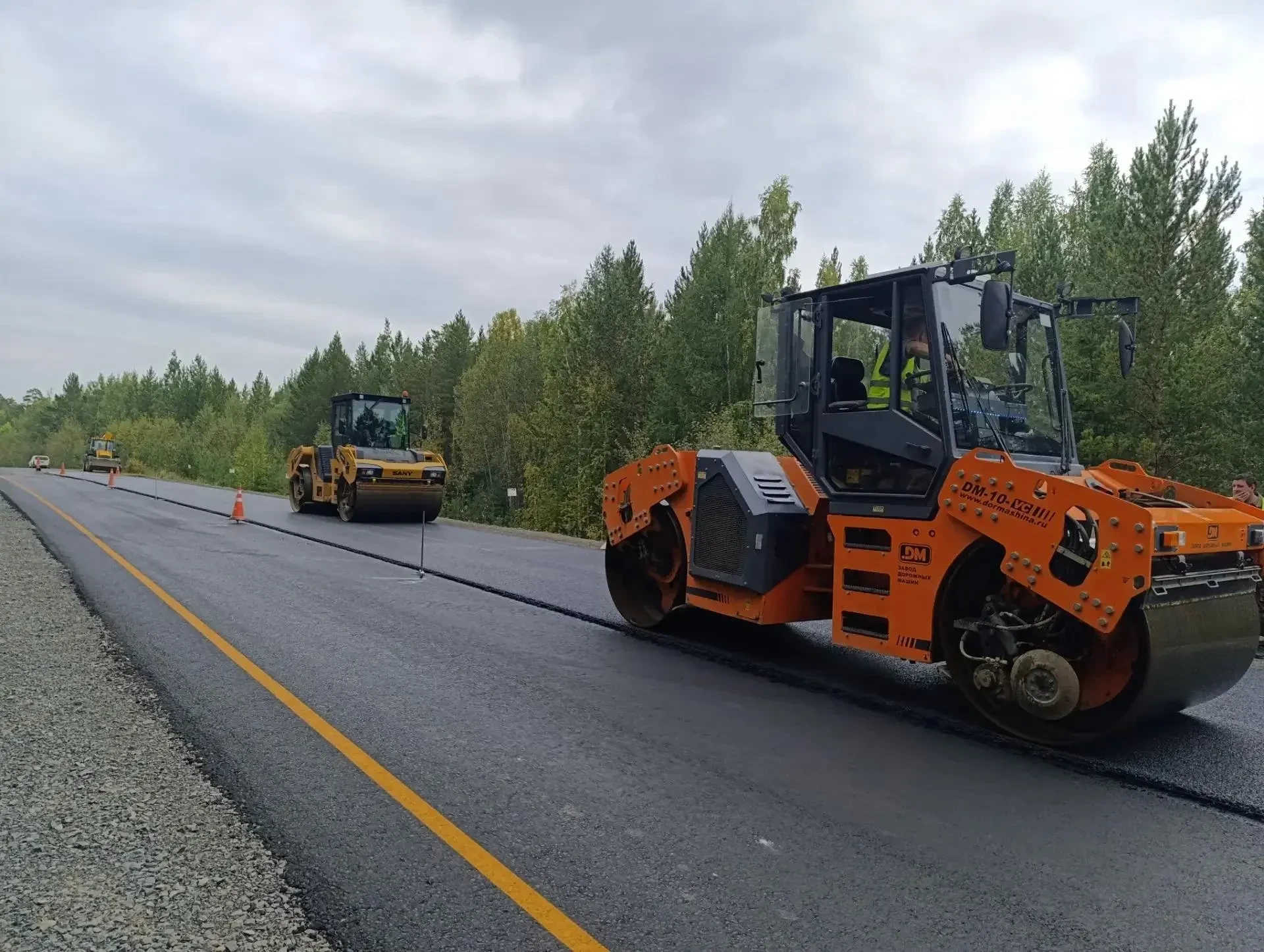 Завершается ремонт двух участков трассы Братск – Усть-Илимск 🚗