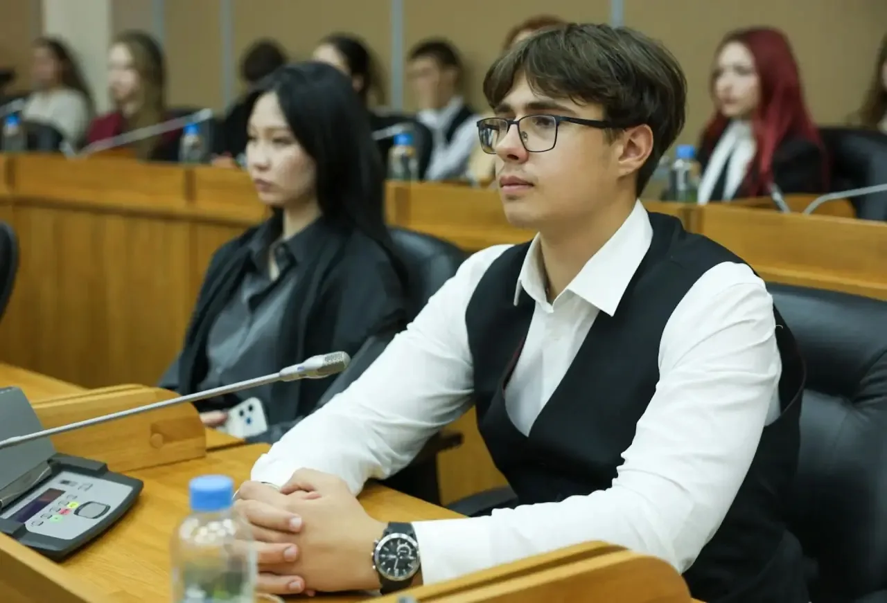 Как строятся международные связи Приморья и какие возможности они открывают для молодых...