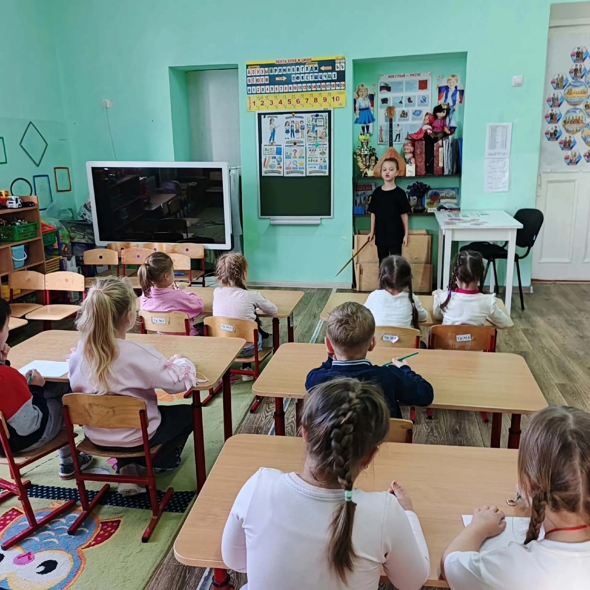5 октября, в День учителя наши ребята из подготовительной группы примерили на себя роль...