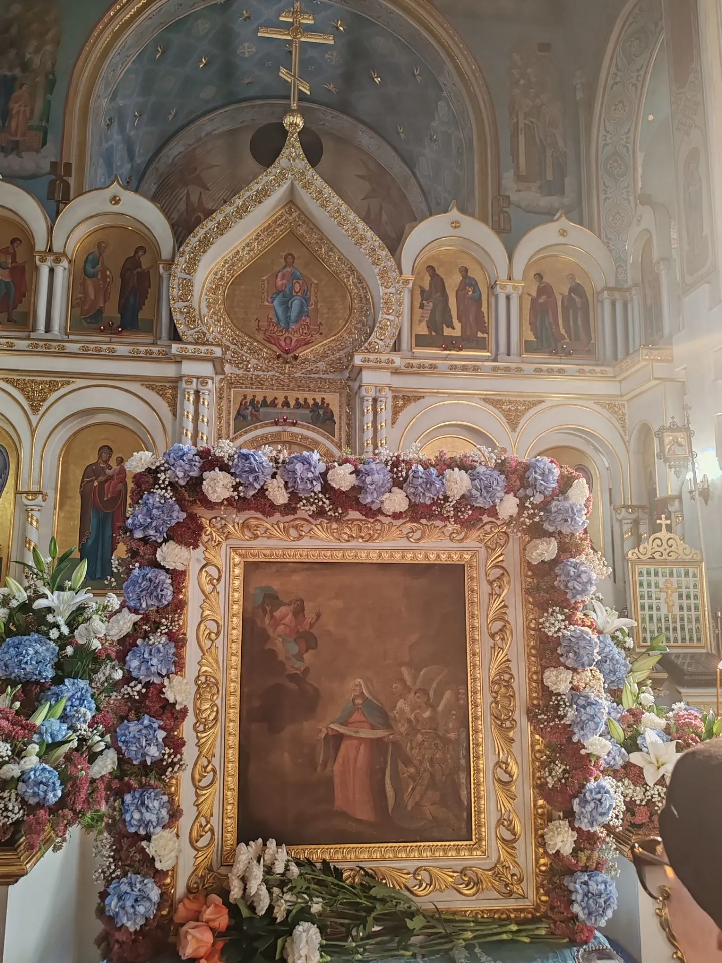 С Праздником православные! С днем Покрова Пресвятой Богородицы, мамочки нашей! Сегодня ...