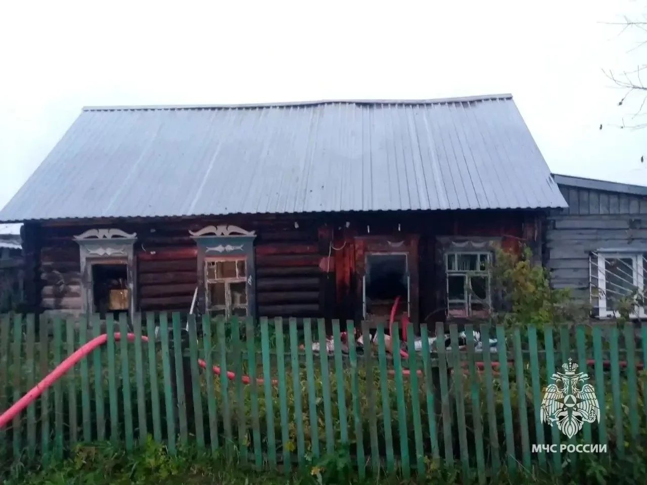 77-летний мужчина получил травмы на пожаре в томском селе