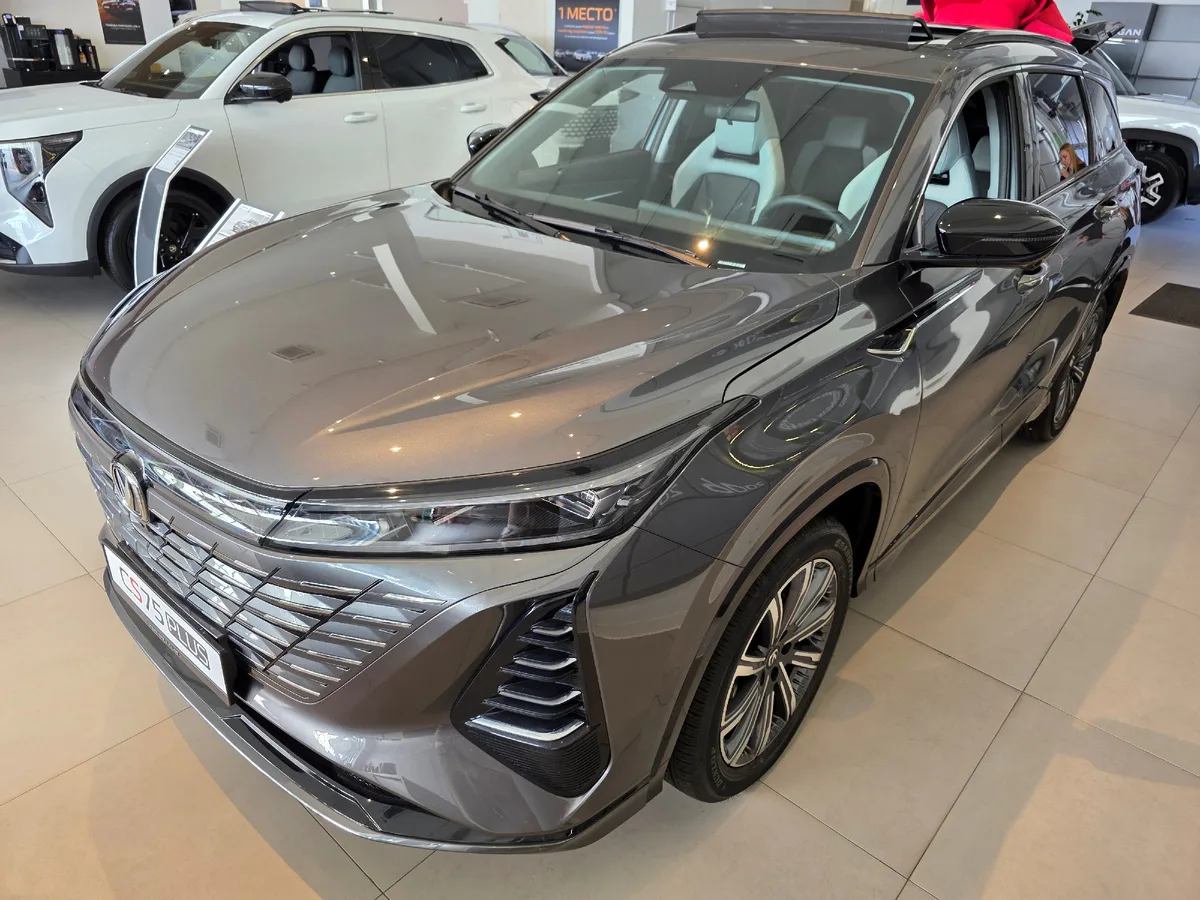 Changan CS75 Plus 2.0T: 233 л.с., 8AT Aisin и полный привод за разумные деньги