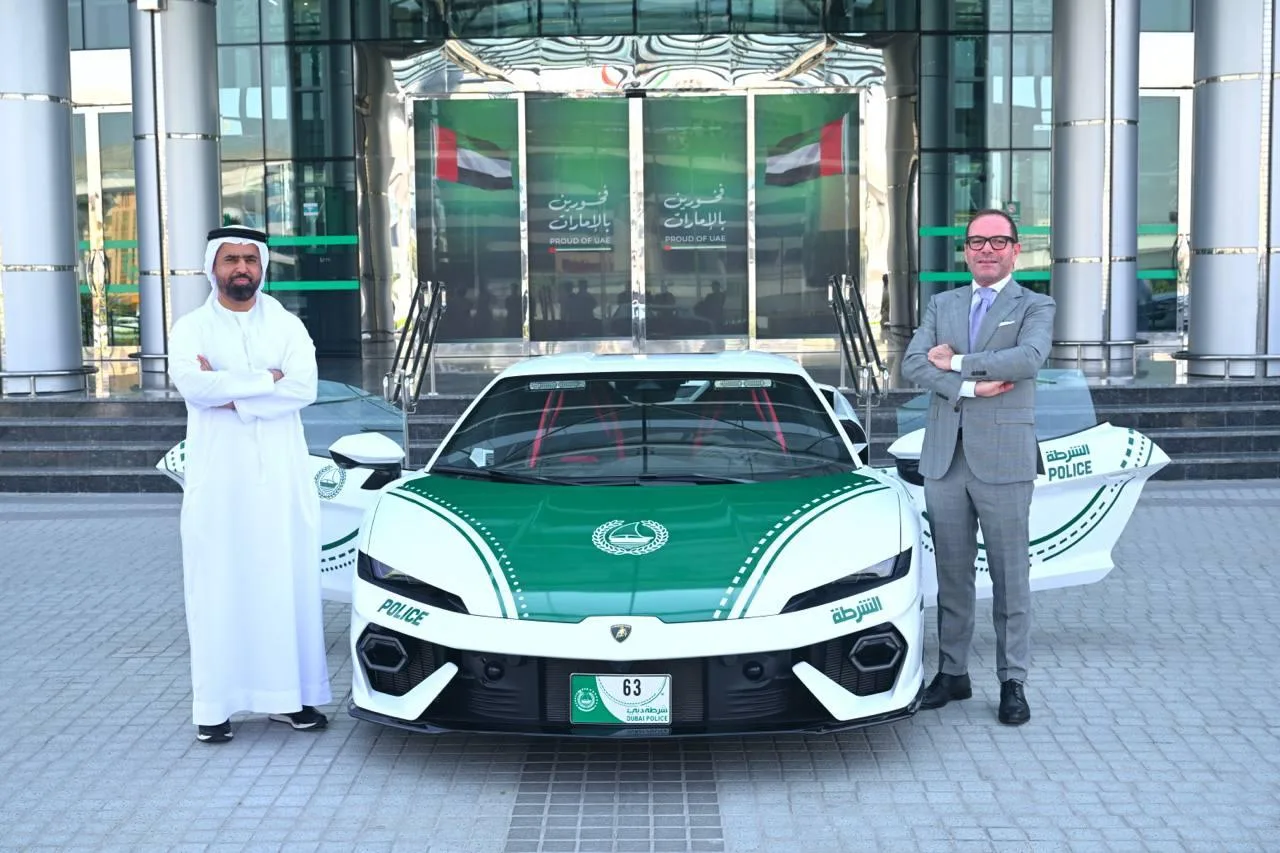 🇦🇪 Полиция Дубая добавила в автопарк Lamborghini Temerario на 920 л. с.