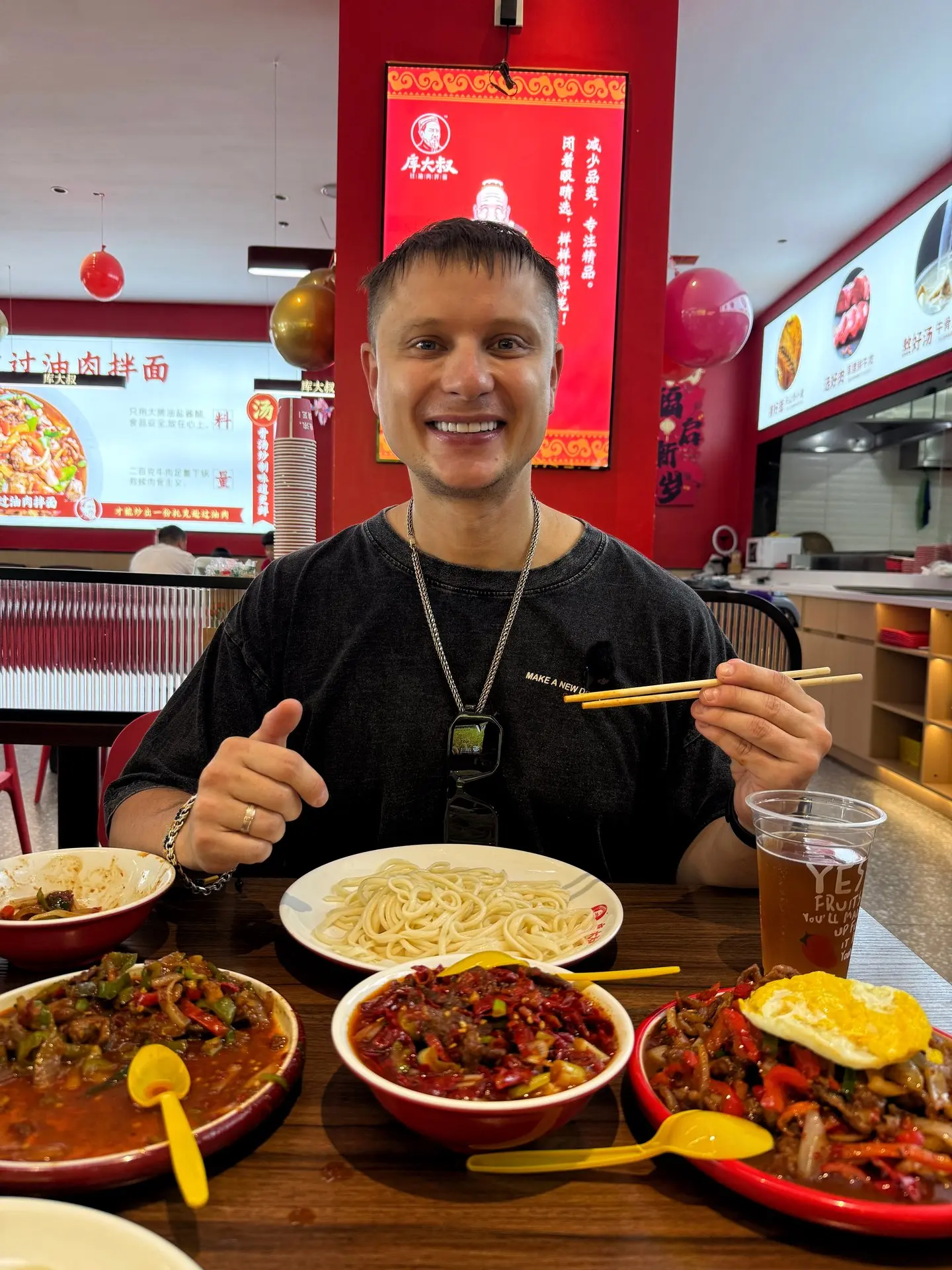 🇨🇳 Прощаемся с Синьцзяном! Было красиво, вкусно и местами очень неожиданно. 😄