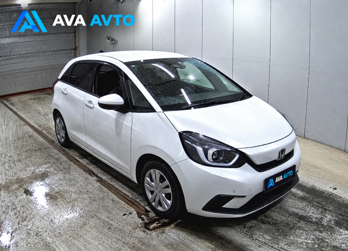 HONDA FIT из Японии