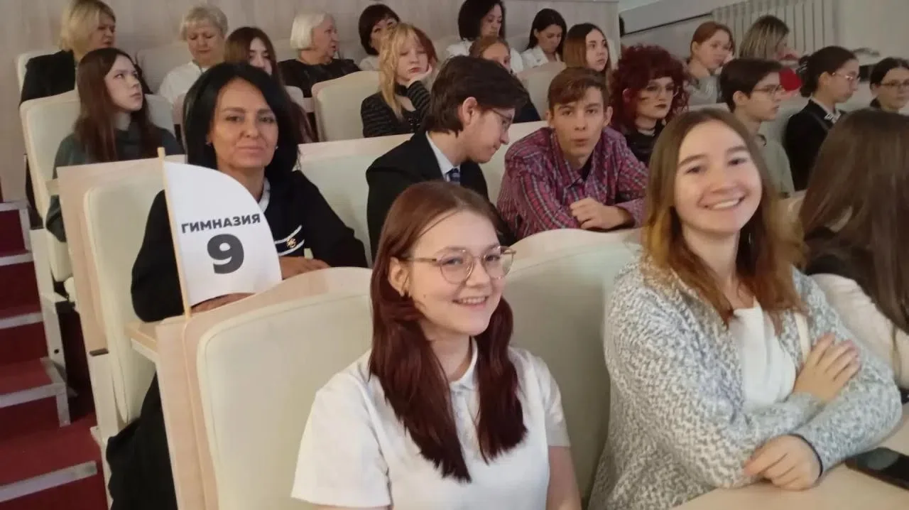 В Мурманском арктическом университете состоялось посвящение десятиклассников школ регио...
