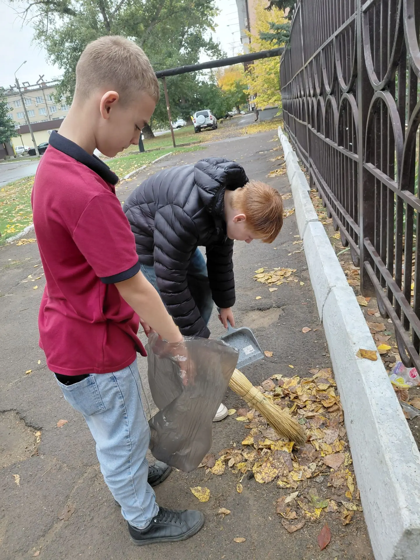 🍂 ОСЕНЬ БЛИСТАЕТ ЧИСТОТОЙ: 6 «Б» — ЭТО СИЛА! 💪✨