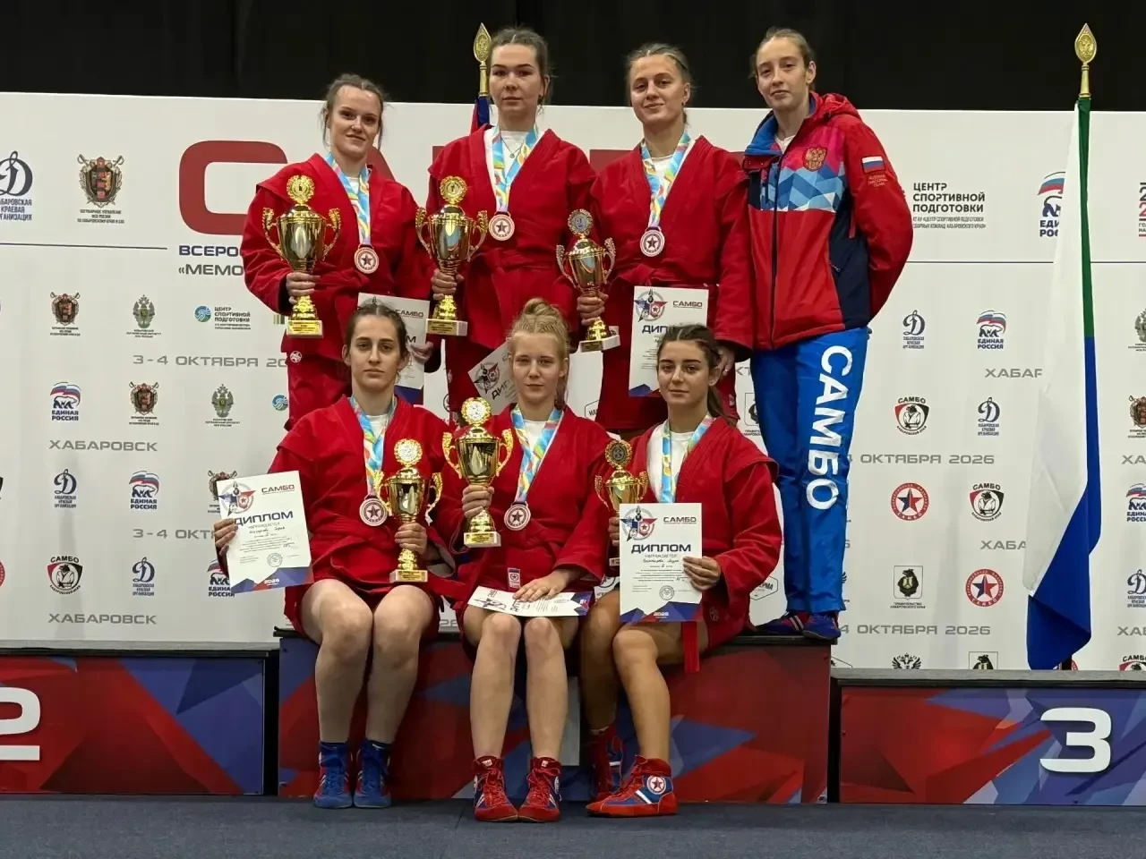 🥋 Приморские самбистки завоевали шесть медалей в Хабаровске
