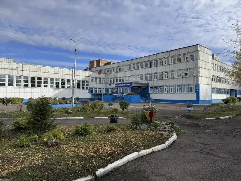 Три семиклассницы избили второклассницу в школе №137.