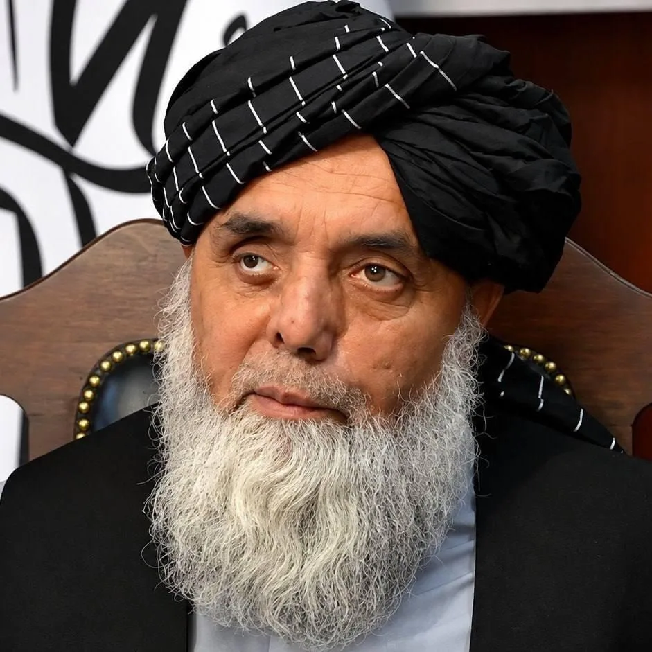 «Женщины неразумны и их ум неполноценен», заявил губернатор провинции Бамиан из Талибан...