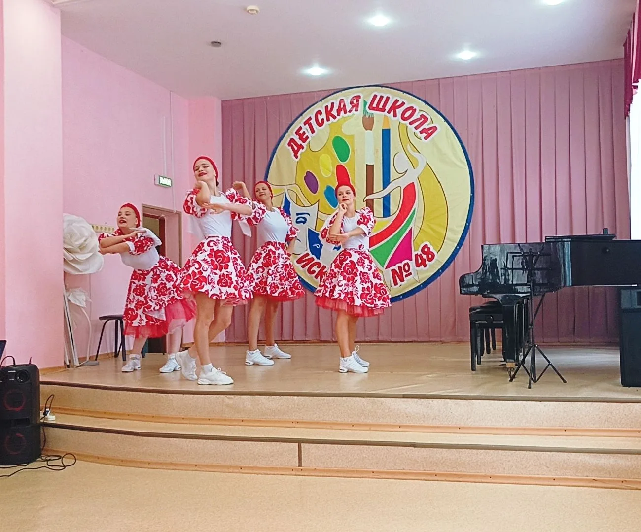 Учитель — это первый, кто подаёт пример и вдохновляет.