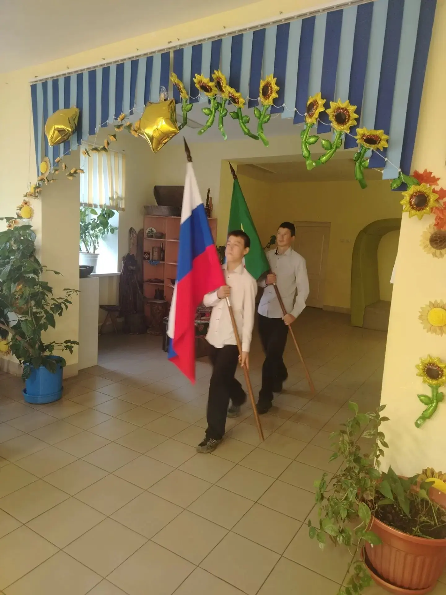 🚩 12.10.2026 — вынос флага в МБОУ «Большесейская СОШ»