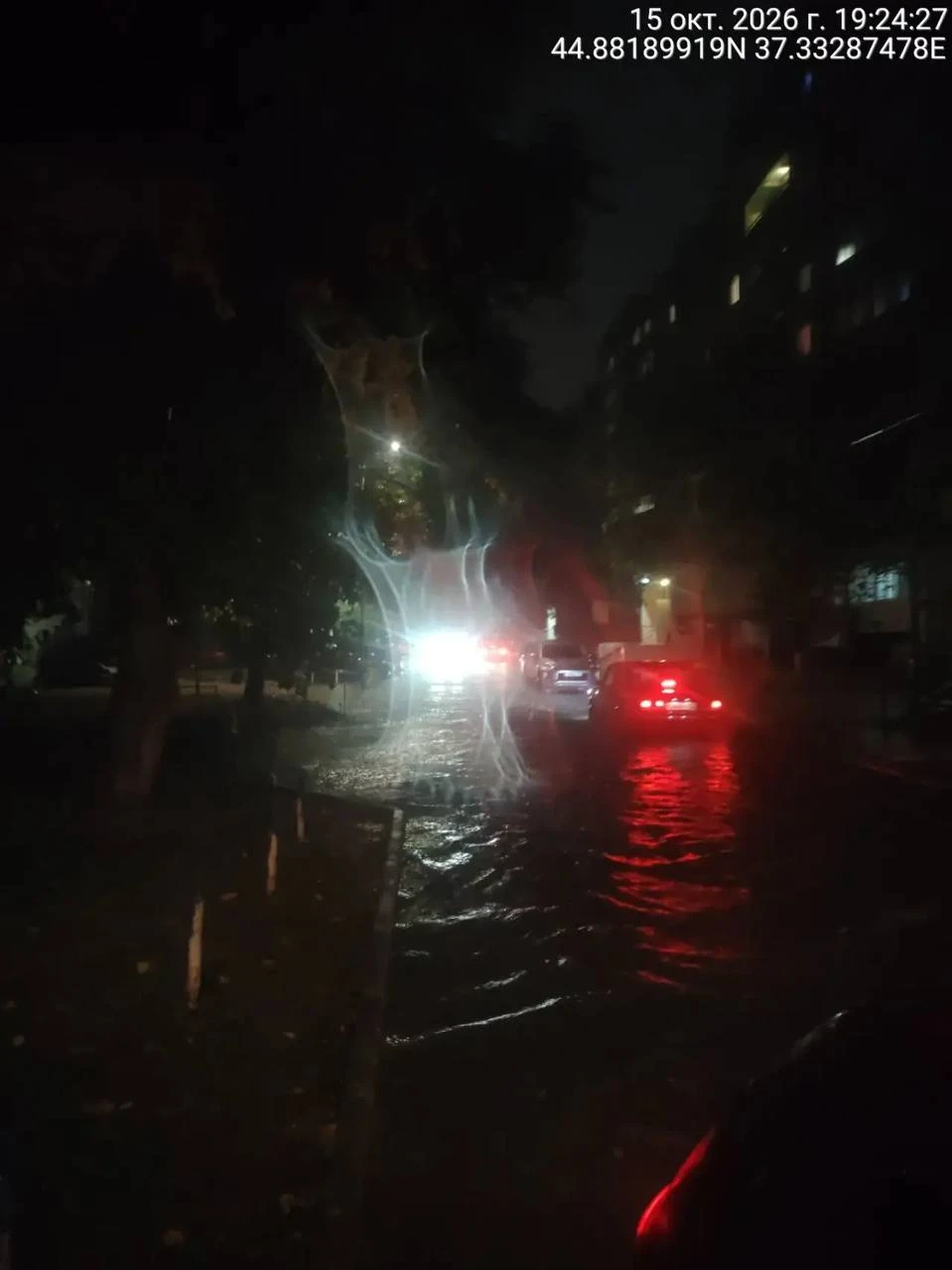 Вчера за три часа в Анапе выпала месячная норма осадков.