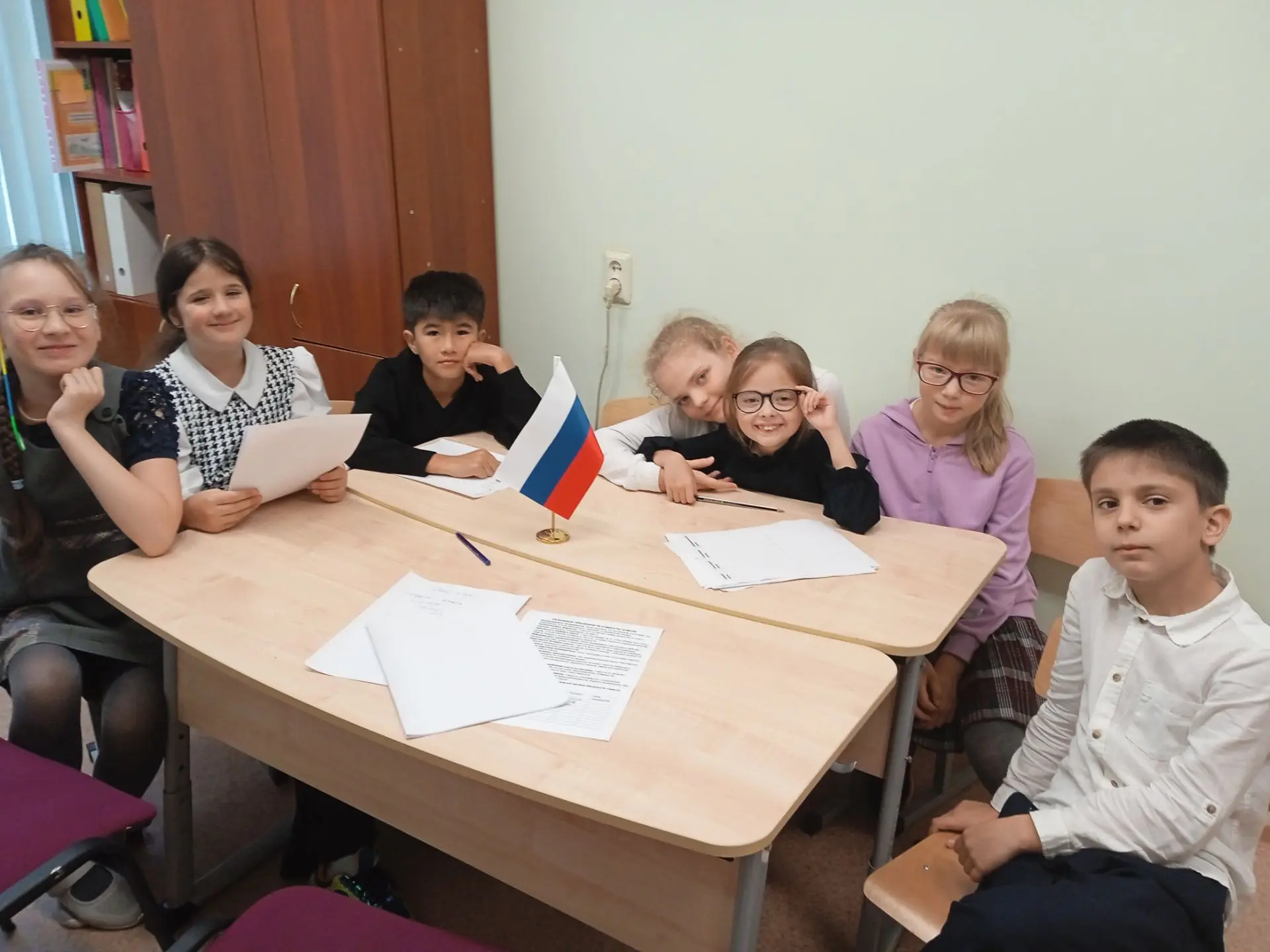 Сегодня прошло первое Октябрьское заседание Ученического совета начальных классов.🇷🇺