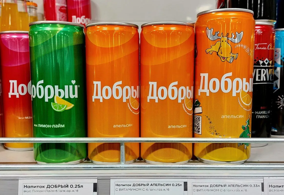 Крупнейшие производители газировки предупредили о перебоях в поставках из-за ударов по ...