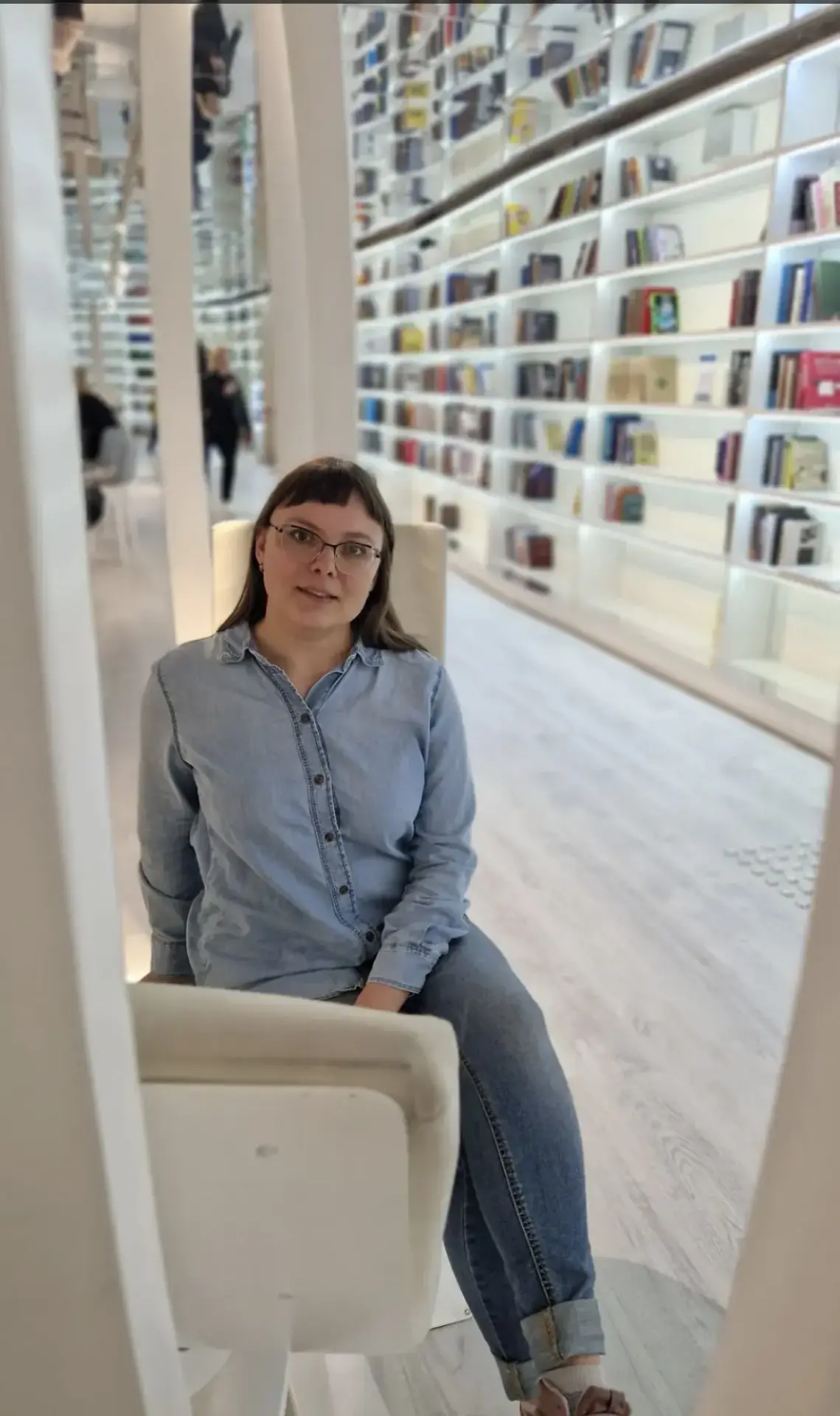 🌺Сегодня свой день рождения отмечает специалист по социальной работе ОАД 1  Елена Плот...