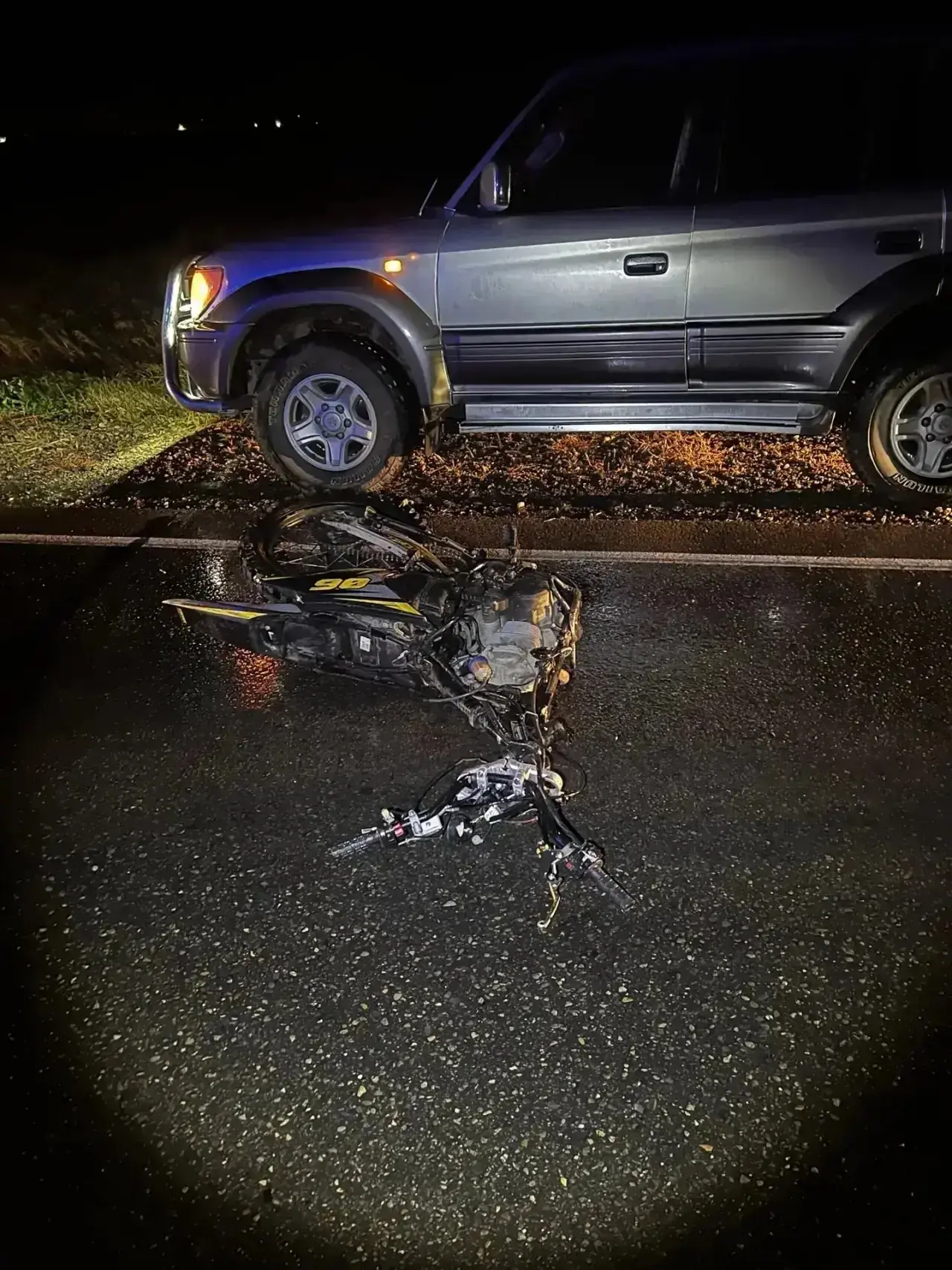 Осенью ездить на мотоцикле становится опаснее: световой день сокращается, на дорогах ча...