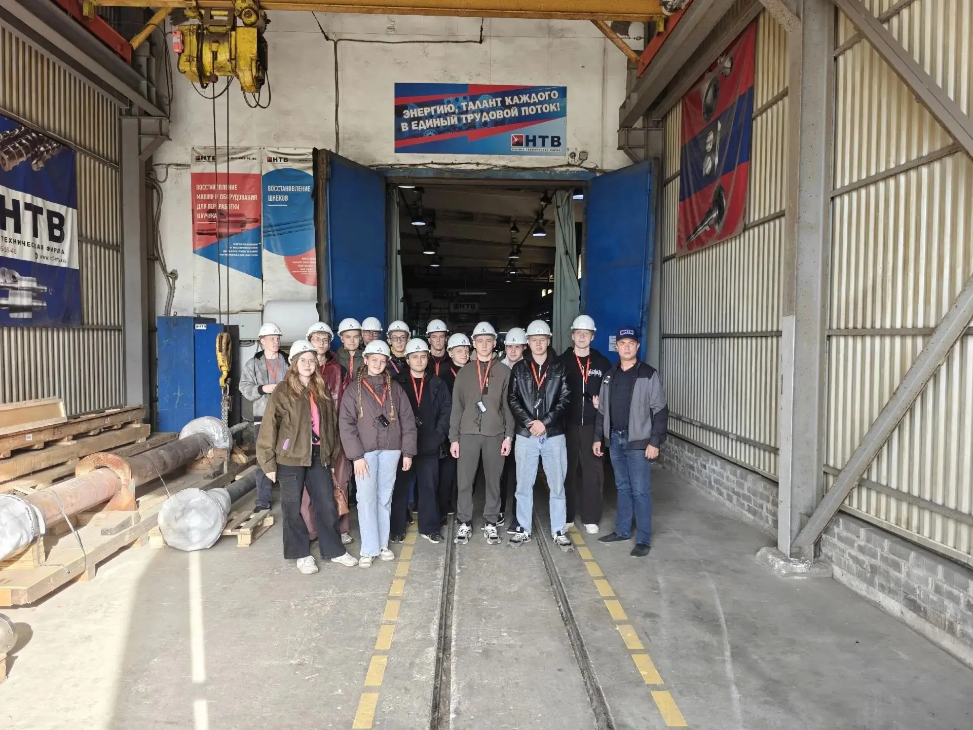 🏭 От учебной аудитории к реальному производству