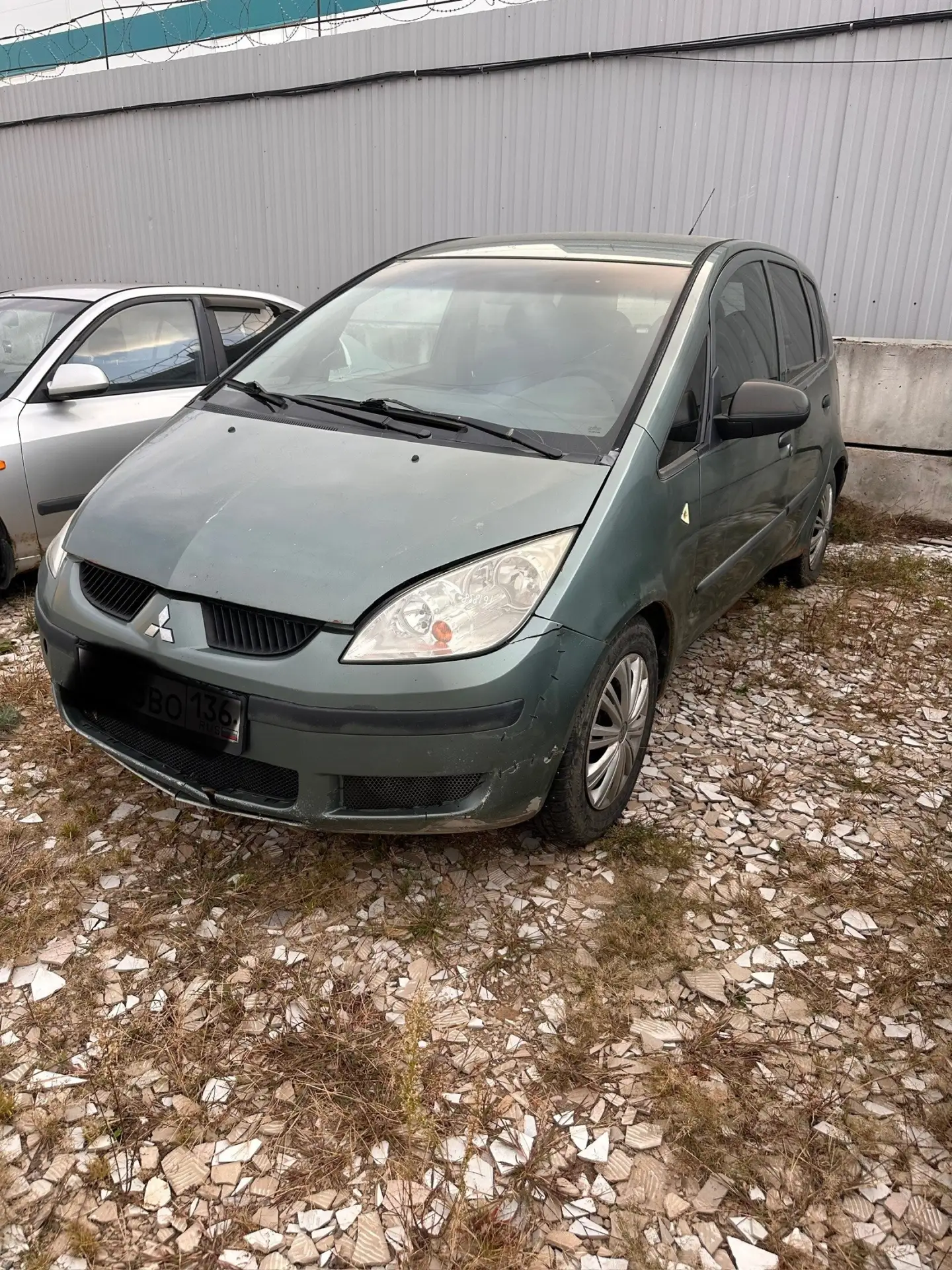 mitsubishi colt 6 поколения