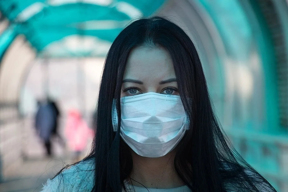 ⚡😷 Вспышка ОРВИ, гриппа и COVID-19 бушует в России — всего за неделю выявили более 665...