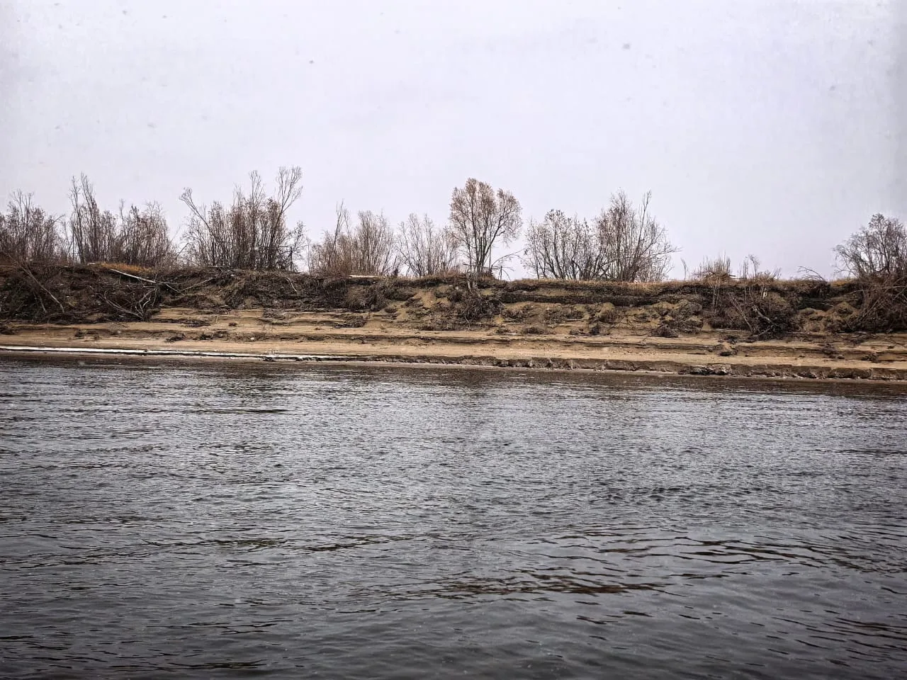В Якутске очищены берега водных объектов от мусора и брошенных рыболовных сетей