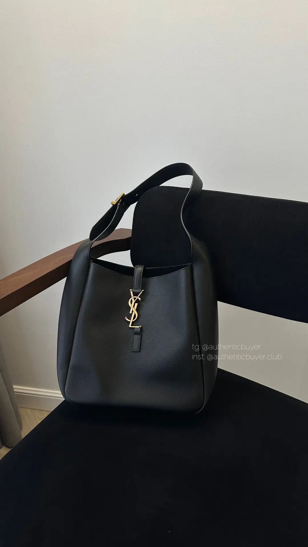 SAINT LAURENT