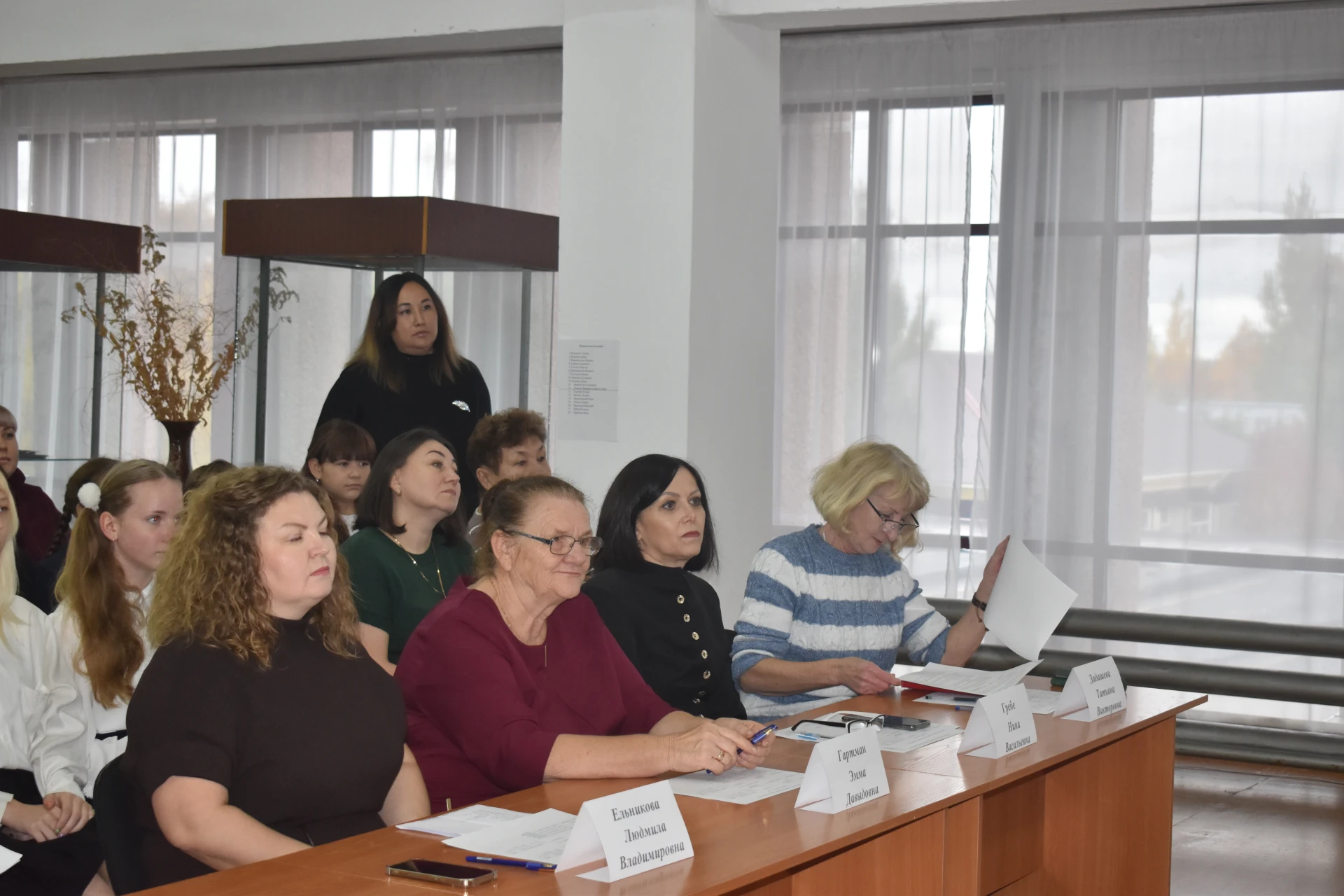 Конкурс чтецов на иностранных языках «Мир поэзии»