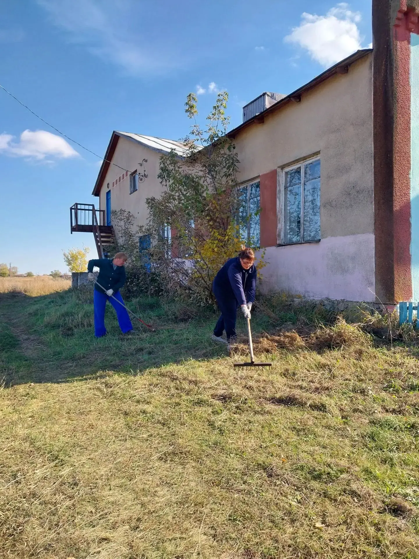 10 октября заведующая СДК совместно с библиотечным работником приняли участие в общерай...