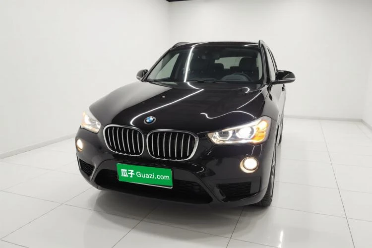 🚗 BMW 2016