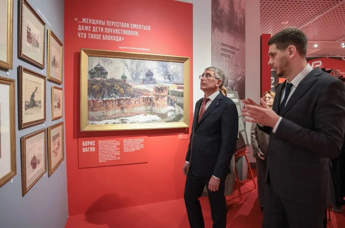 📸 В Тульском кремле открылась выставка к 85-летию обороны города​