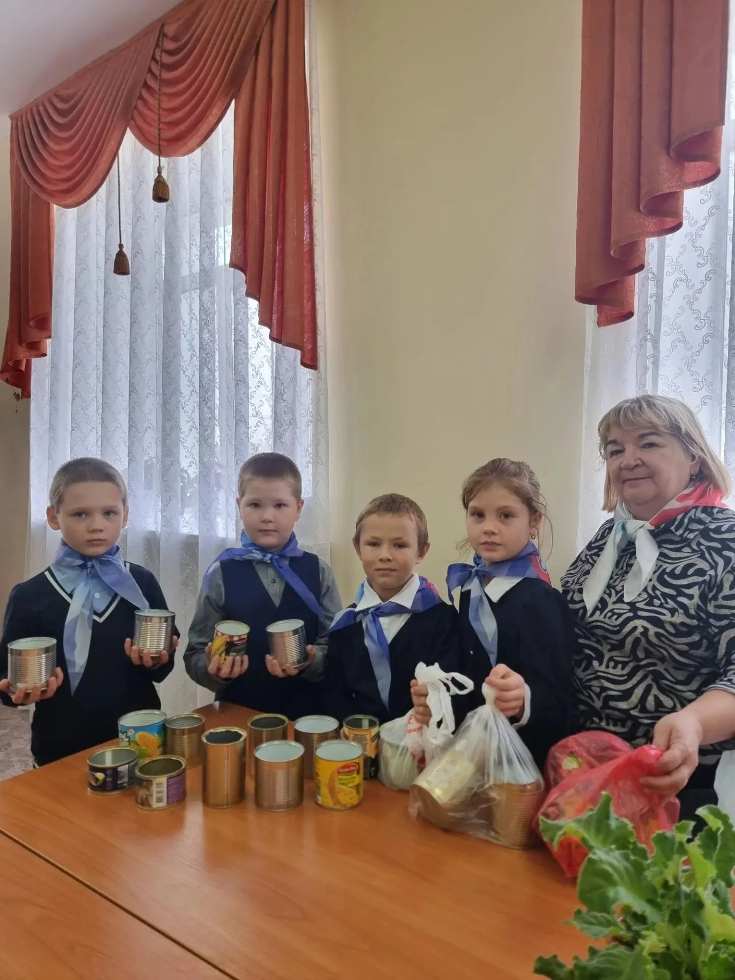 🕯 Тепло наших рук — солдатам!