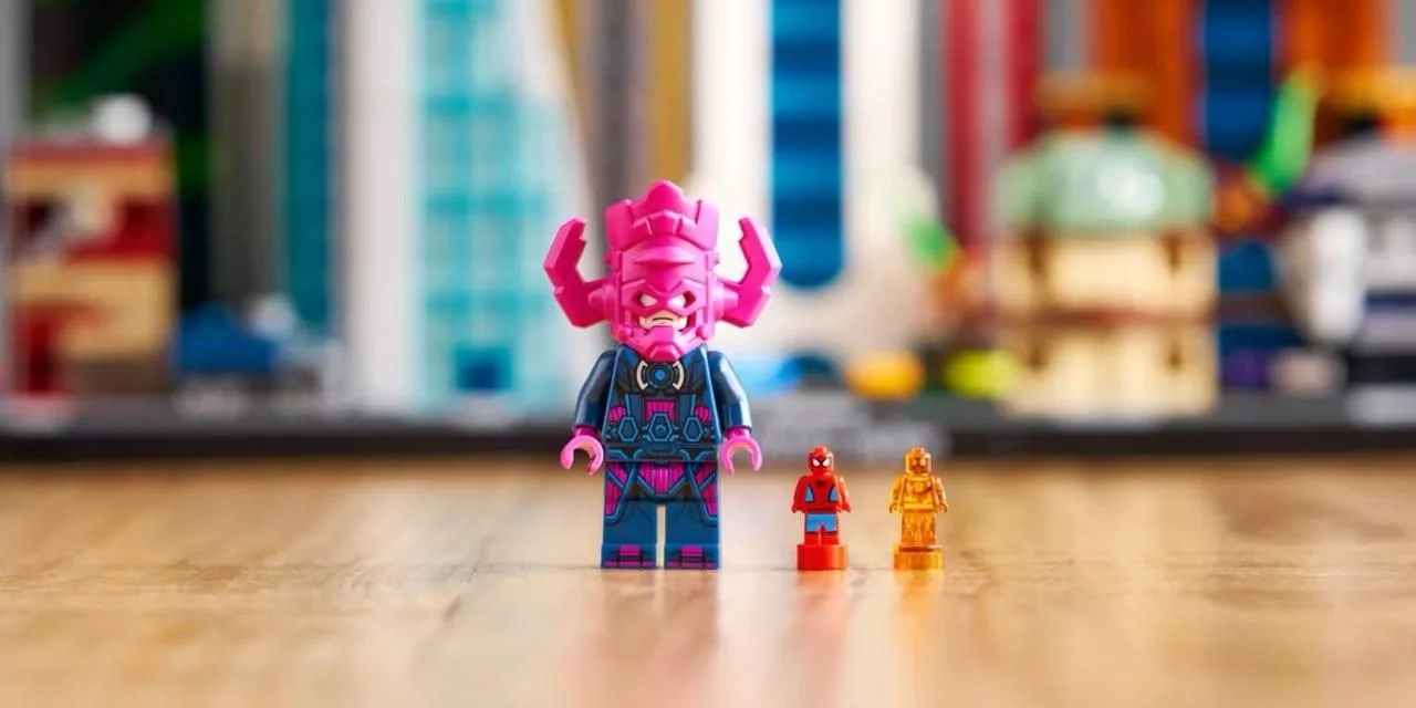 🧱 LEGO СОБРАЛА ЦЕЛУЮ MARVEL-ВСЕЛЕННУ НА ОДНОЙ ПОЛКЕ