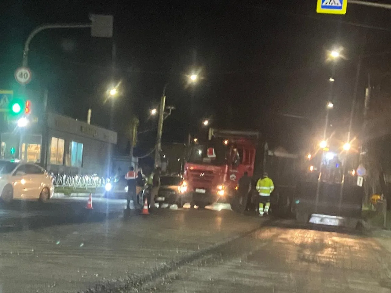 🚔 Вторая за несколько дней авария с участием дорожной техники на Машгородке. Сегодня в...