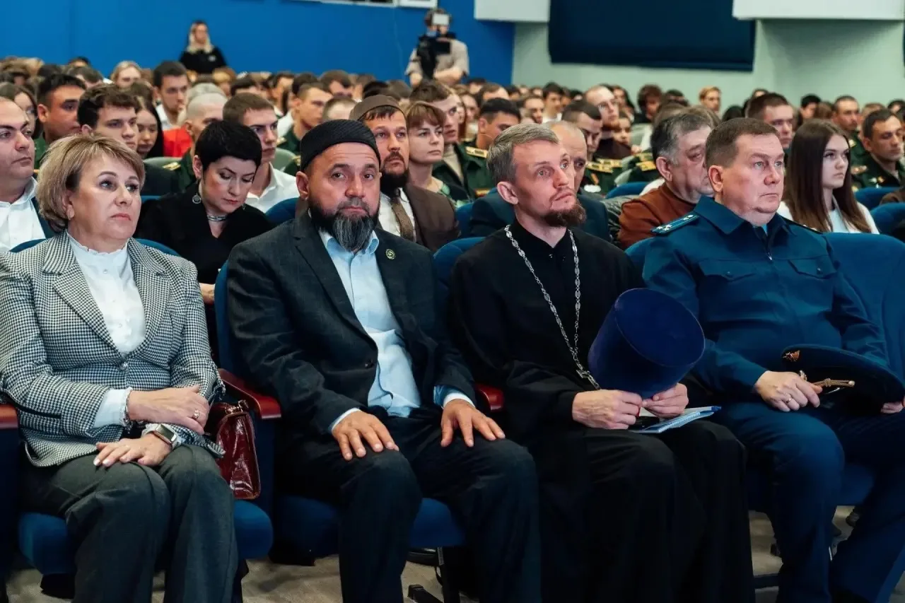 ✍️В Саратове представители регионального полицейского Главка стали участниками антиэкст...